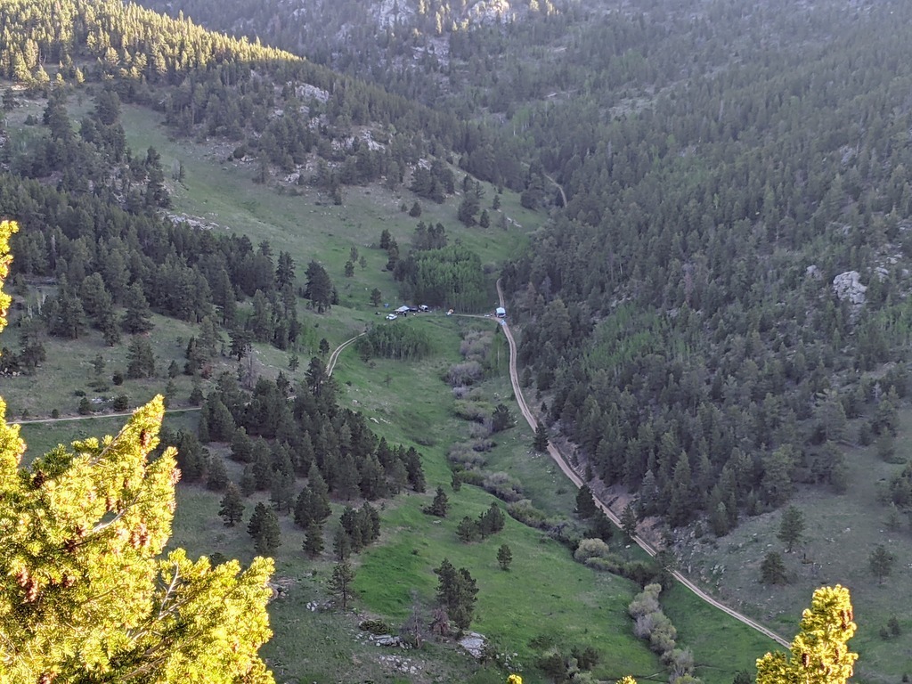 Looking from CLR down at Forgotten Valley, Aid 1/4